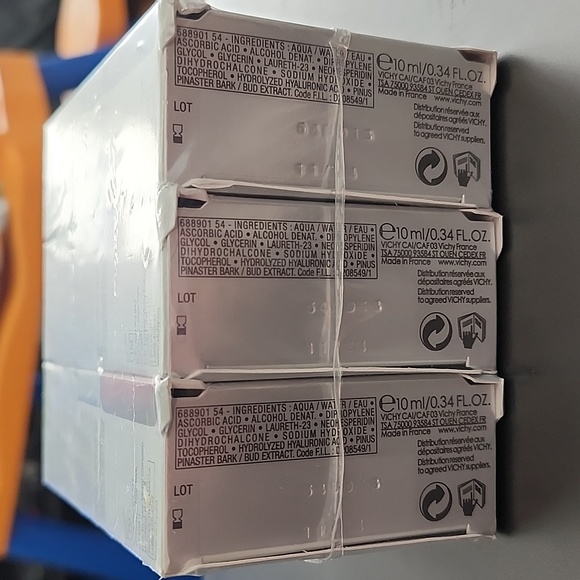 3 Pack! Vichy Liftactiv Vitamin C Brightening Skin Corrector 10ml, 15% Vit C - Picture 6 of 16